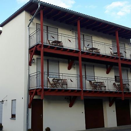 Gaestehaus Braeuscheuere Homburg  ภายนอก รูปภาพ